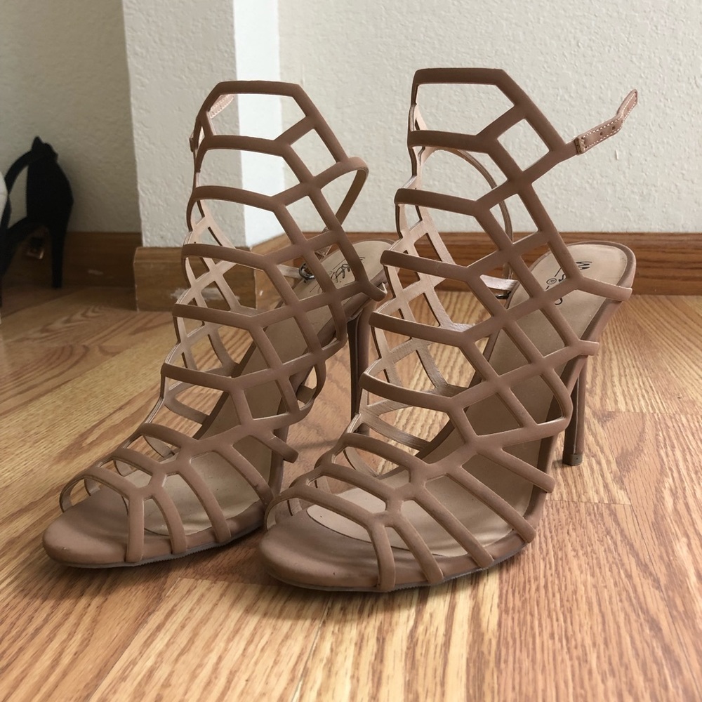 Beige heels for any casual or fancy occasion